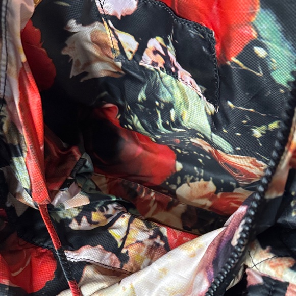 MZ Wallace Medium Metro Tote in Rose Print Quilted Oxford - Picture 8 of 8